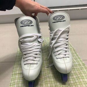 Hespeler White Ice Skates women size 7